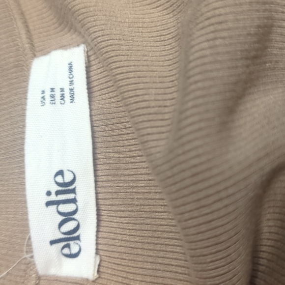 Elodie Taupe V Neck Robbed Bodysuit - Picture 3 of 4